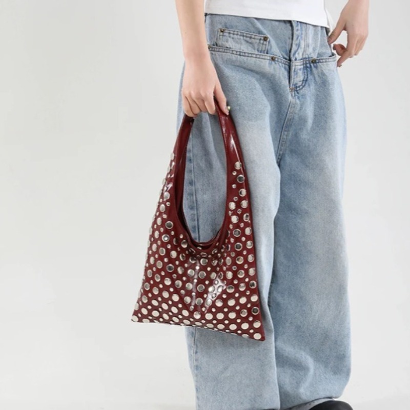 Rivets Large Capacity Shoulder - đánh giá và giá Women Bags Designer Sale