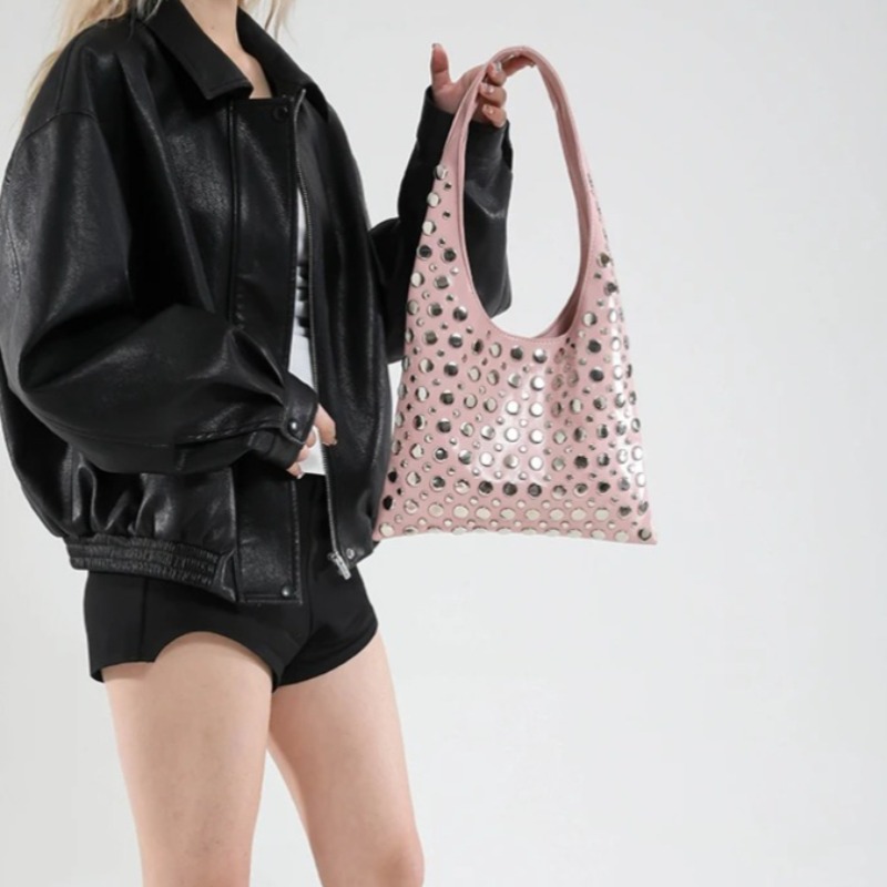 Rivets Large Capacity Shoulder - đánh giá và giá Women Bags Designer Sale